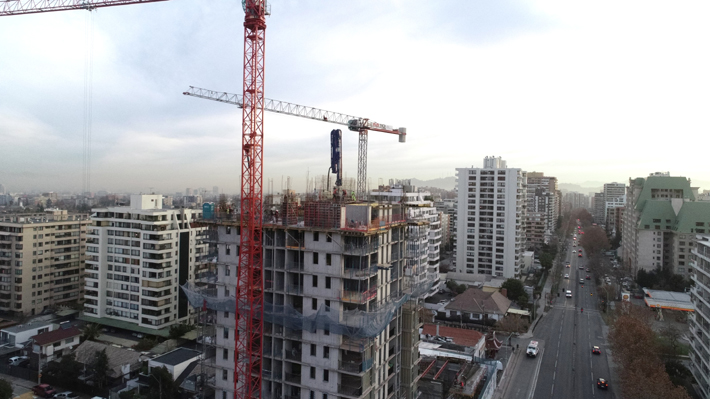 Tasa promedio de créditos hipotecarios cae levemente en abril y rompe con 12 meses consecutivos de alzas La tasa medida de préstamos para vivienda se situó en 4,41% en el cuarto mes del año. 