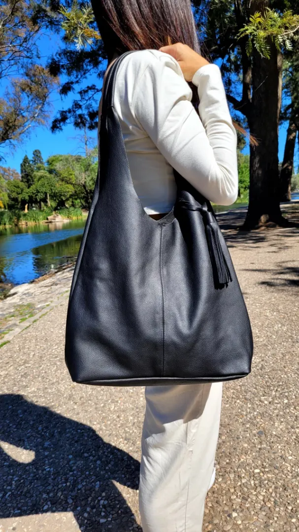 CARTERA MILAN