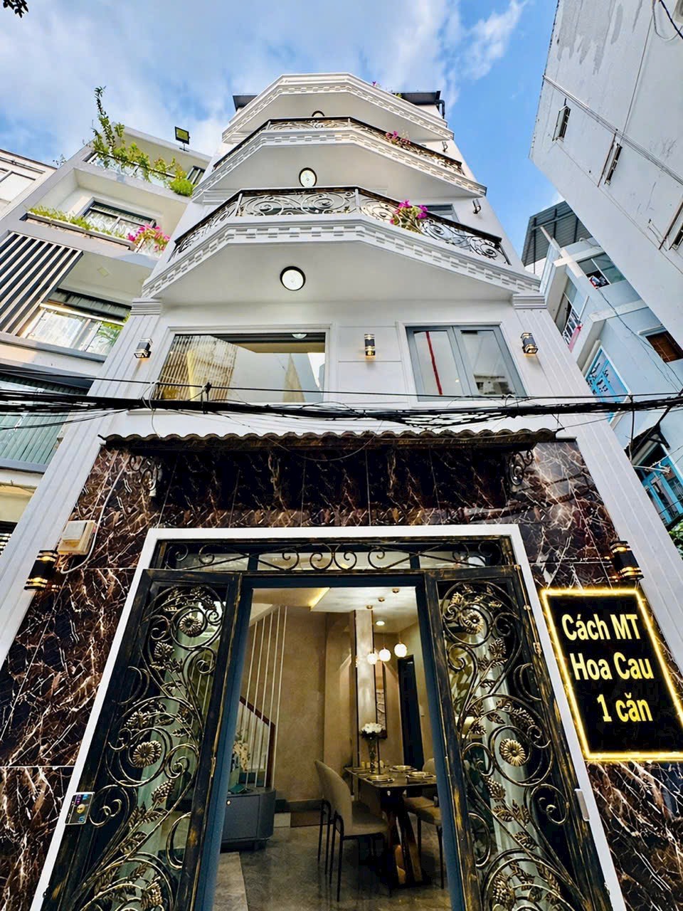 SIÊU PHẨM QUẬN PHÚ NHUẬN