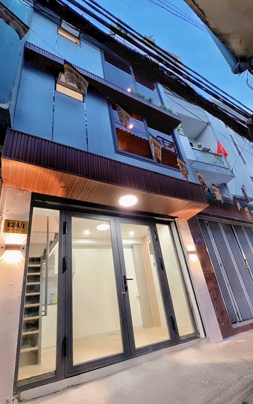 Bán Nhà Sát Mặt Tiền Quận Bình Thạnh