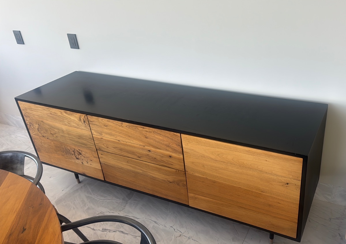 Credenza