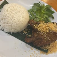 Nasi bebek goreng kremes, Bebek Kaleyo Cilandak