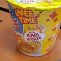Makanan yang disimpan di double't Tokyo Bento di Makan