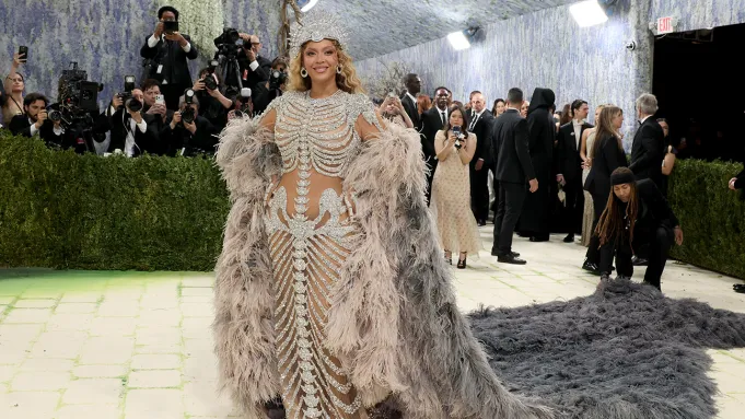 Beyonce-Met-Gala-Arrival-Main-2026