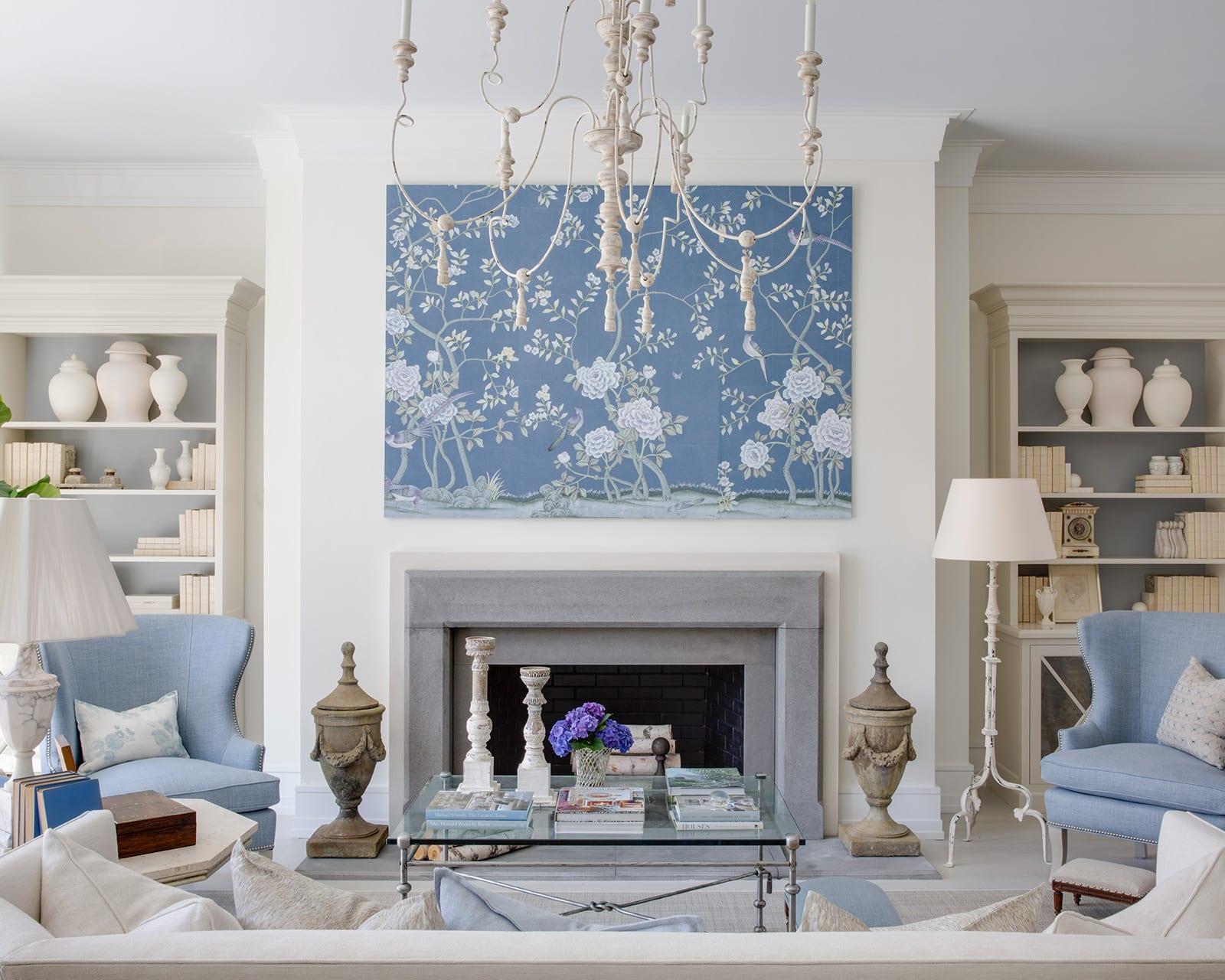 A living room with a fireplace and a chandelier

AI-generated content may be incorrect.