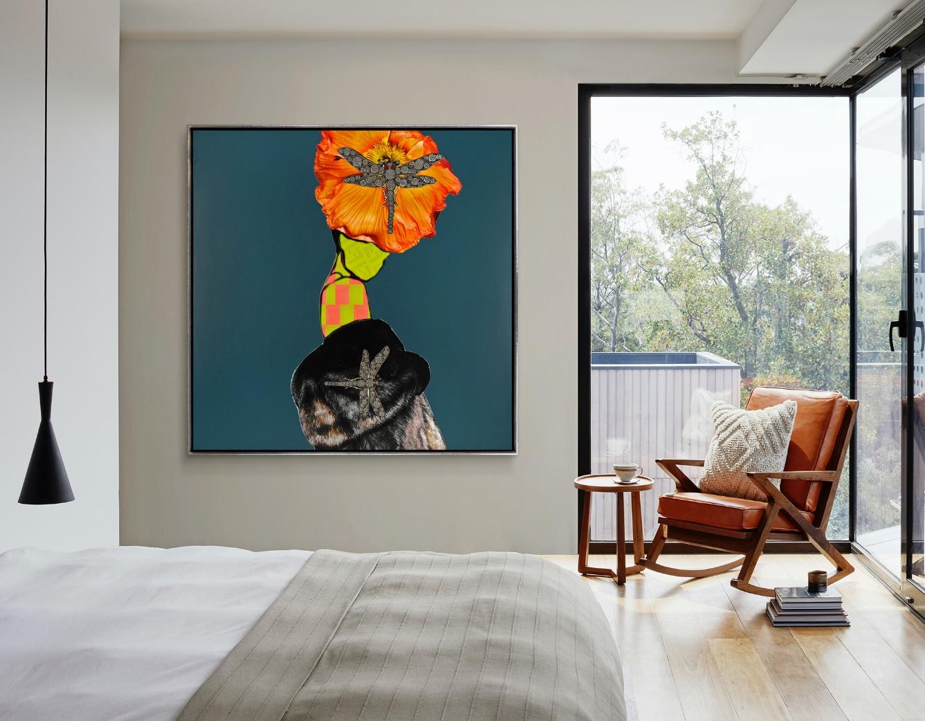 A bedroom with a painting on the wall

AI-generated content may be incorrect.