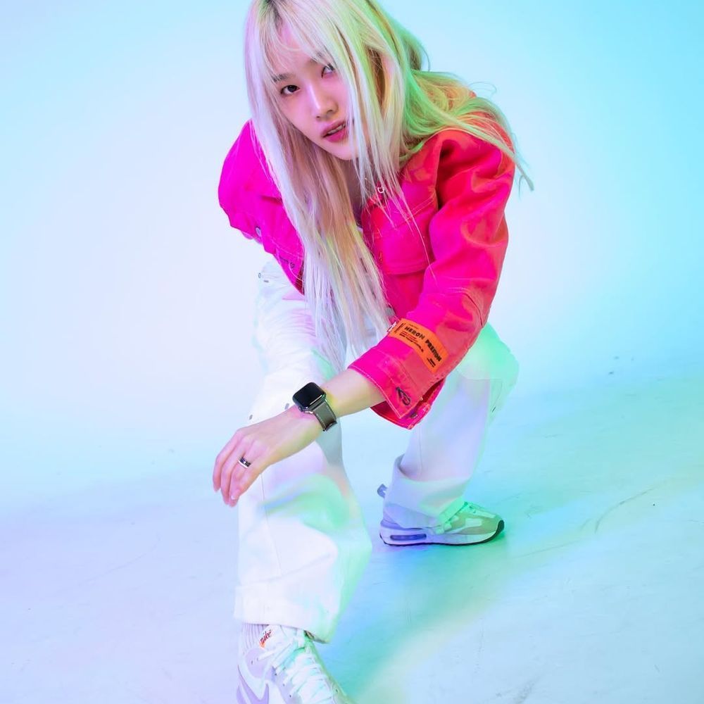 https://firebasestorage.googleapis.com/v0/b/mvnt-app.appspot.com/o/artists-profile-image%2Fchoreographer%2FARA-CHO%2Faracho216_hero4_1000x1000.jpeg?alt=media