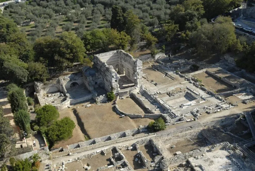Anne et Patrick Poirier. Mémoires des ruines 2