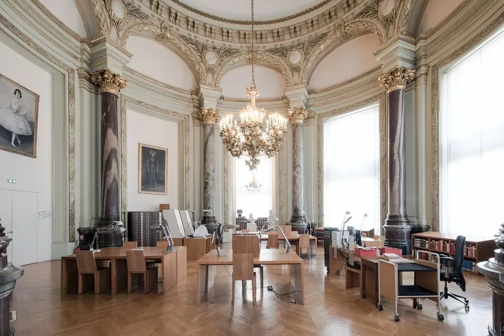 Galerie de la bibliothèque-musée de l'Opéra 3