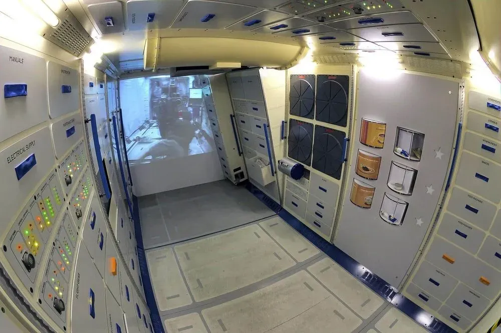 La Station spatiale MIR 3