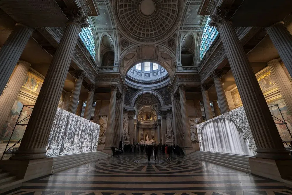 Ombre est lumière. Mémoires des lieux.