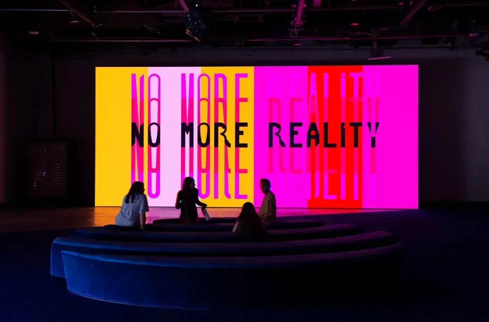 Philippe Parreno : Danny / No More Reality 2