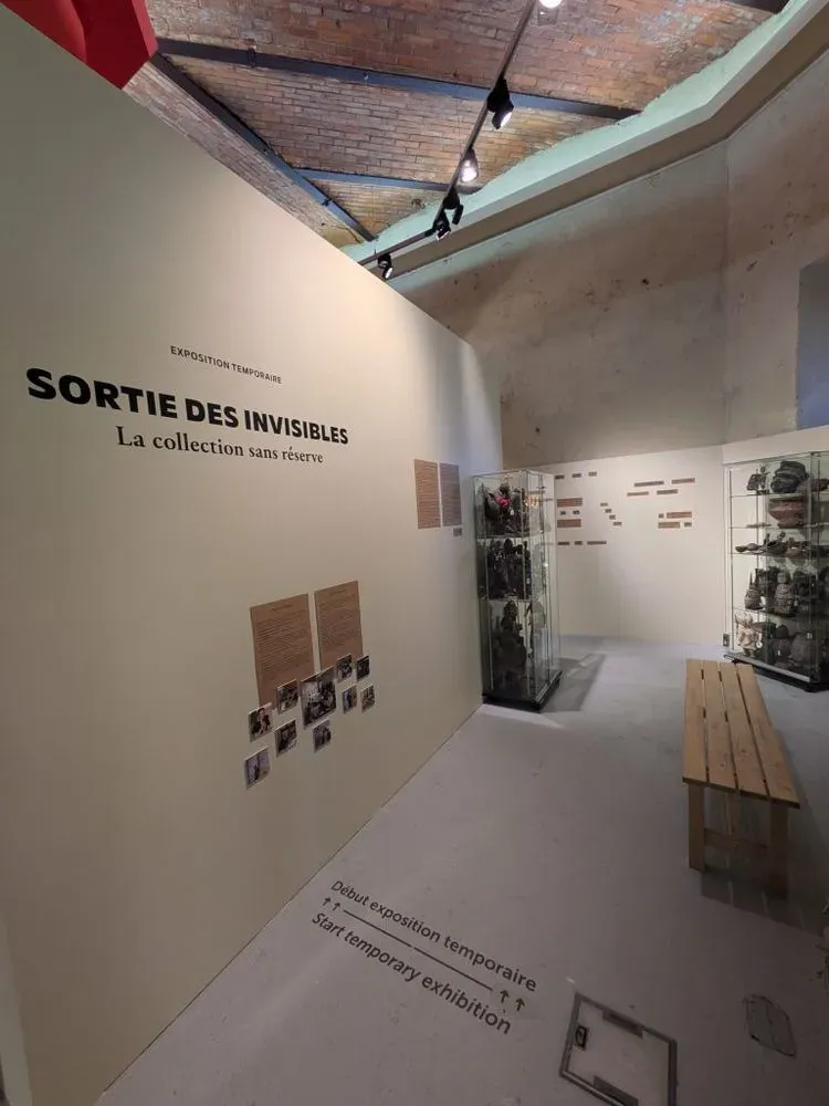 SORTIE DES INVISIBLES : La collection sans réserve
