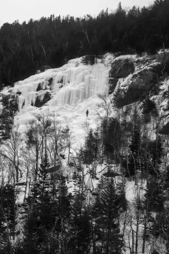 The moon belongs to everyone 2