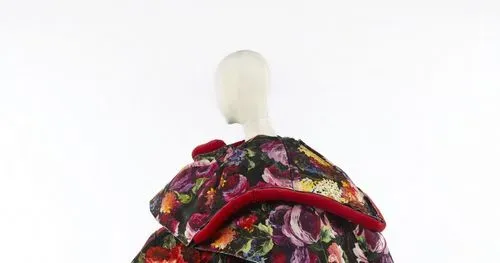 Tisser, broder, sublimer. Les savoir-faire de la mode