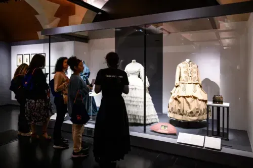 Tisser, broder, sublimer. Les savoir-faire de la mode 3