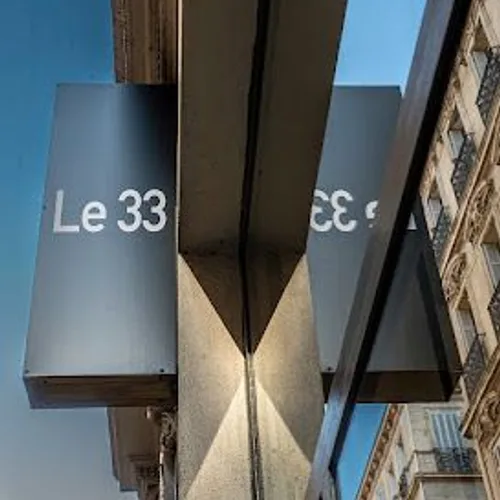 Le 33 - Fonds Carta