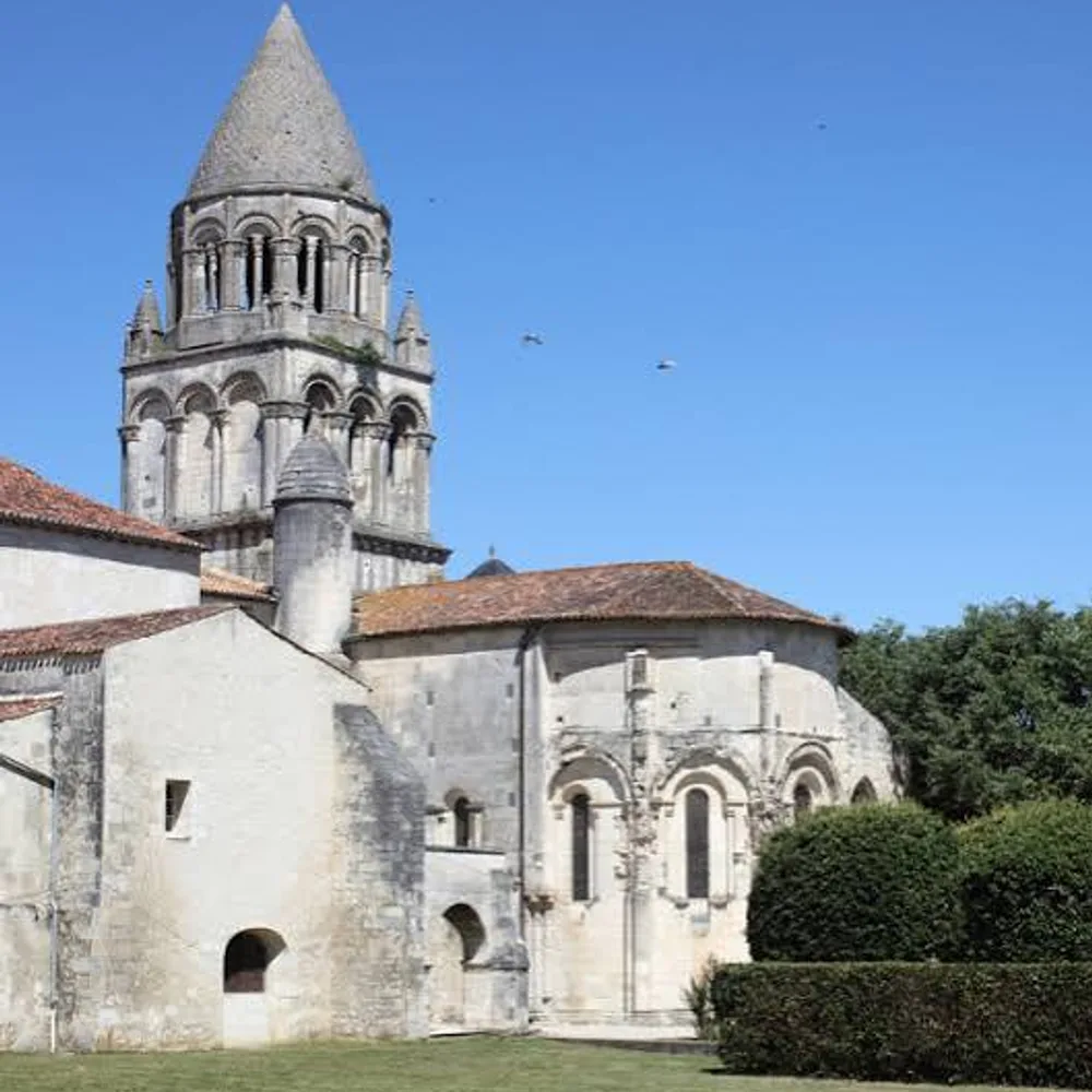 Abbaye aux Dames 2