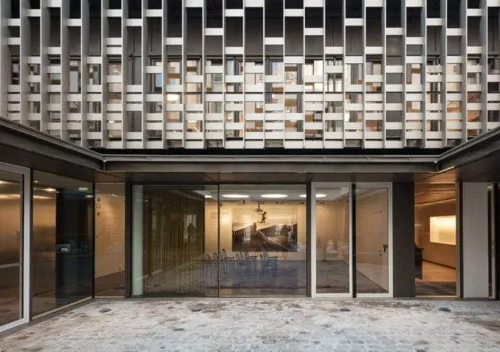 Fondation Henri Cartier-Bresson (HCB)