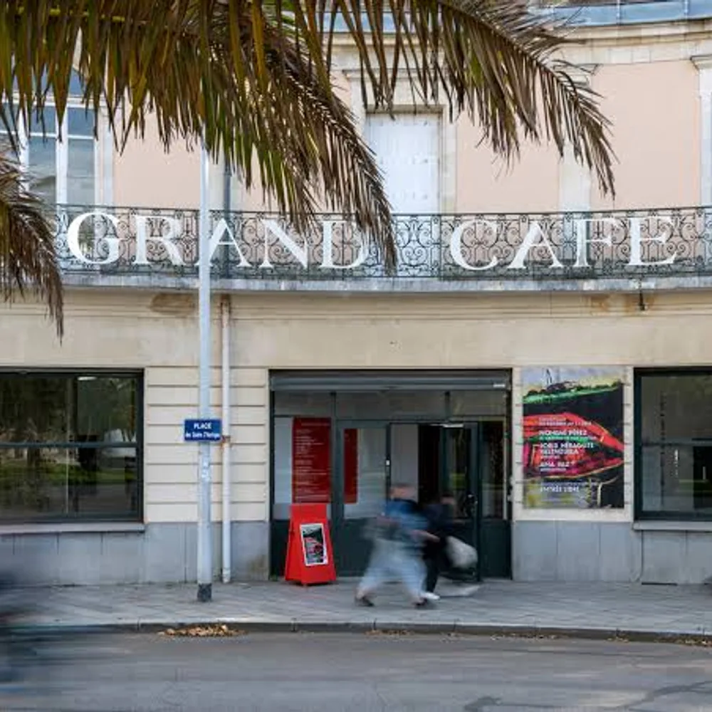 Le Grand Café 2