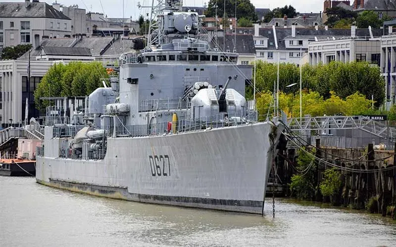 Le Maillé Brézé - Bâtiment Musée Naval