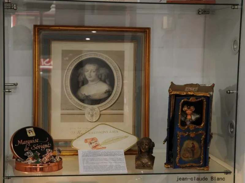 Lou Pitchoun Museon Dou Calissoun 2