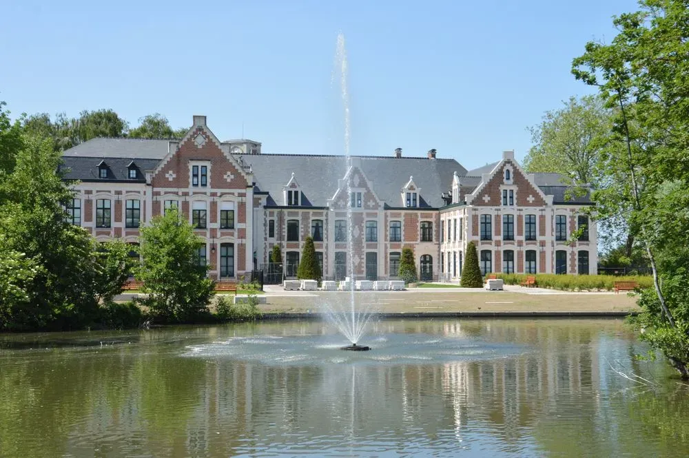 Musée de la Poupée et du Jouet ancien