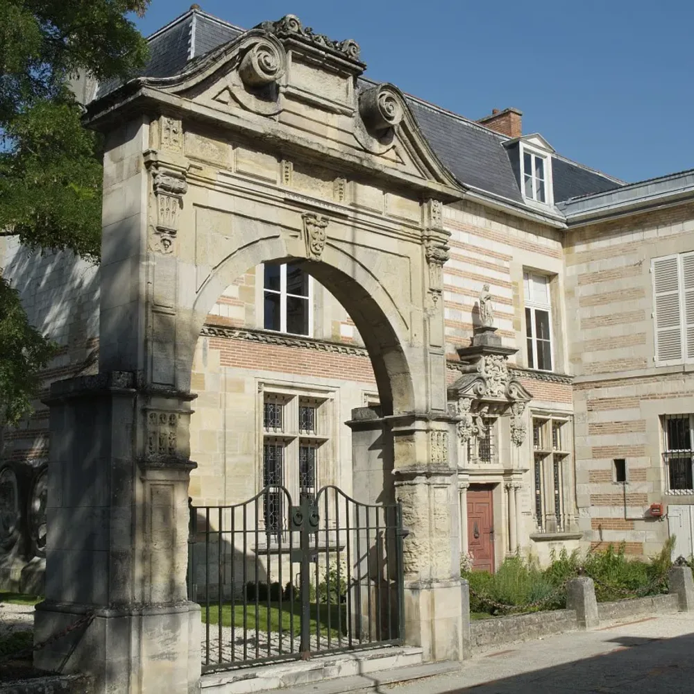 Musée des Beaux-Arts et d'Archéologie 2