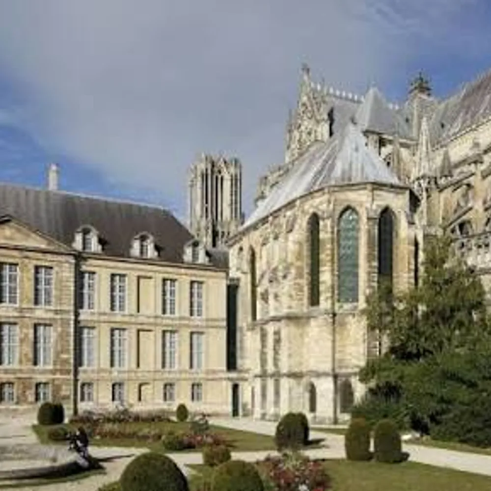Palais du Tau