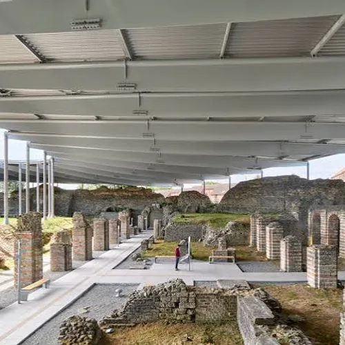 Forum Antique