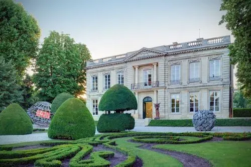 Institut Culturel Bernard Magrez 2