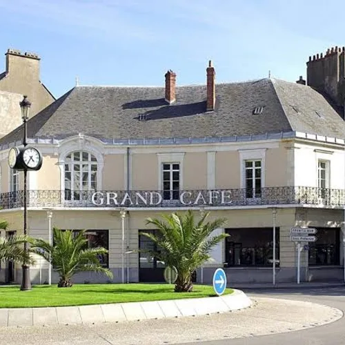 Le Grand Café