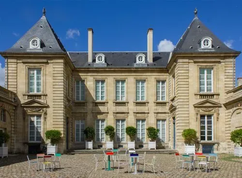 Musée des Arts décoratifs et du Design (madd-bordeaux)