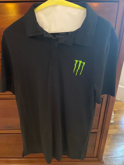 Monster Apparel - Size S Poll New 