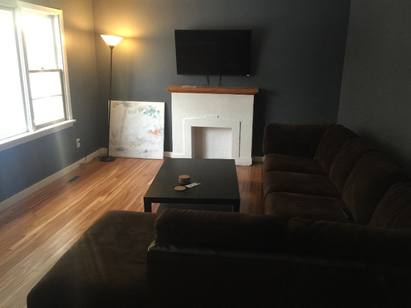 Nait area rooms available 
