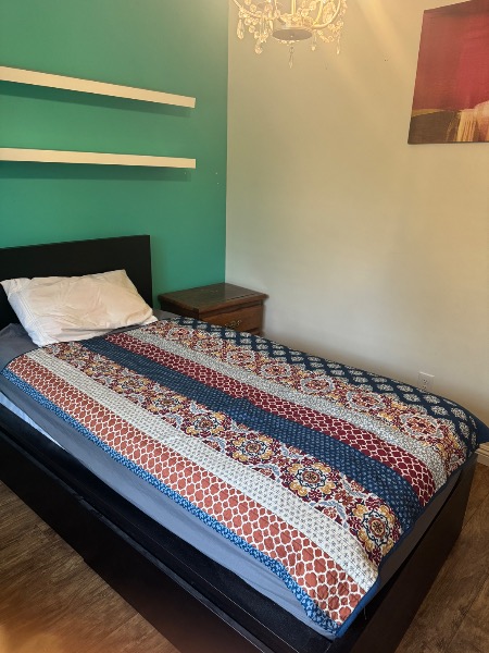 Southside room for rent 