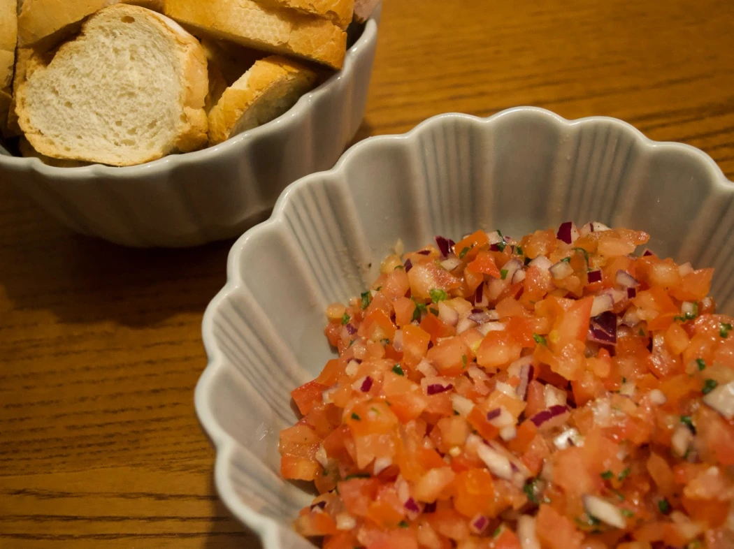 Laag-impact veganistisch Bruschetta | Yvy