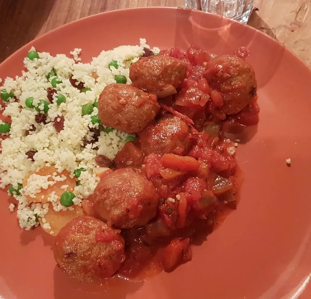 Vegi balls in spicy Maroccan sause | Yvy