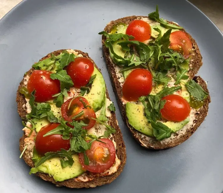 Laag-impact veganistisch Broodje Yvv | Yvy