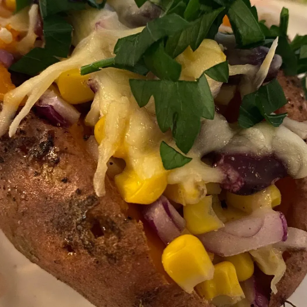 Low-impact Vegetarian Stuffed sweet potato mexican style | Yvy