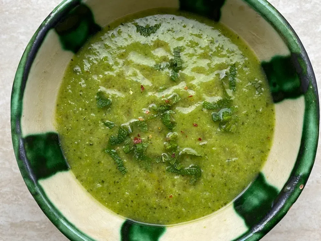 Low-impact Vegan Green soup | Yvy