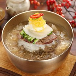 야심찬 함흥냉면