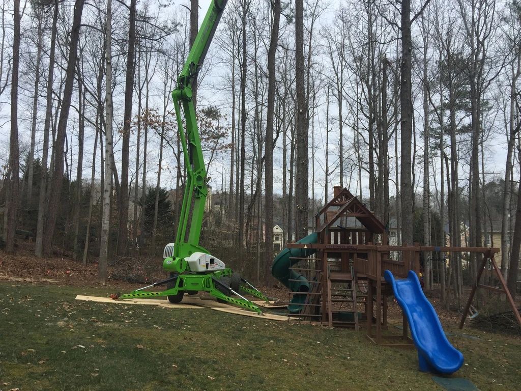 Green crane