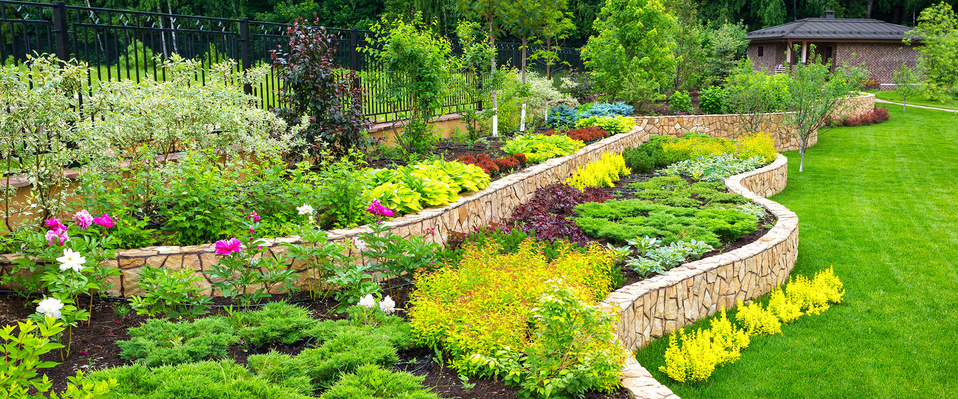 Photo of Everlast Lawns & Landscapes LLC
