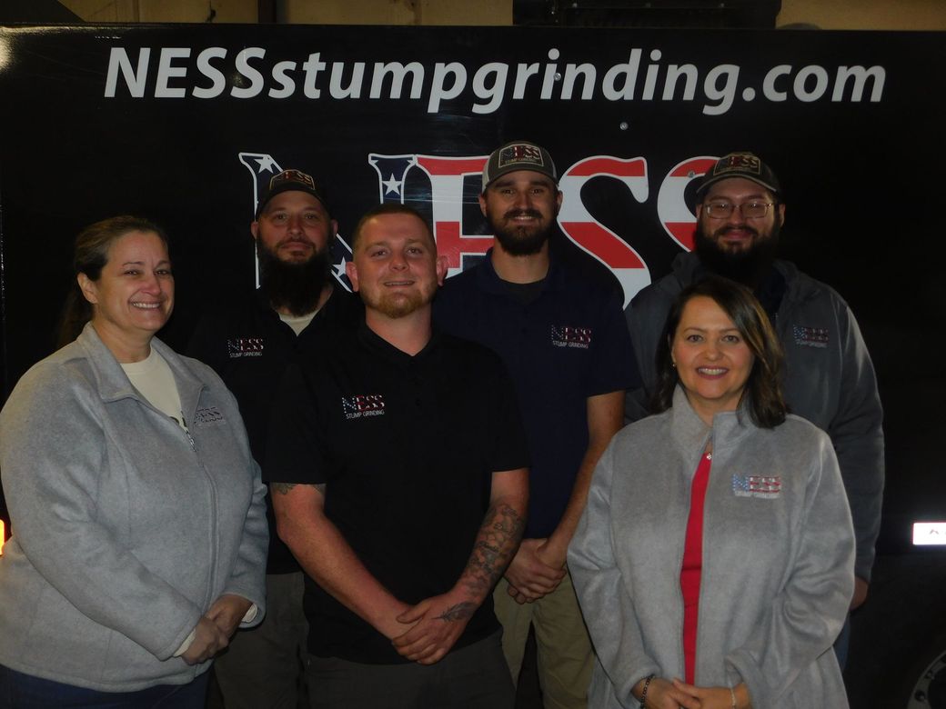 Ness+Stump+Grinding+Team 1041w