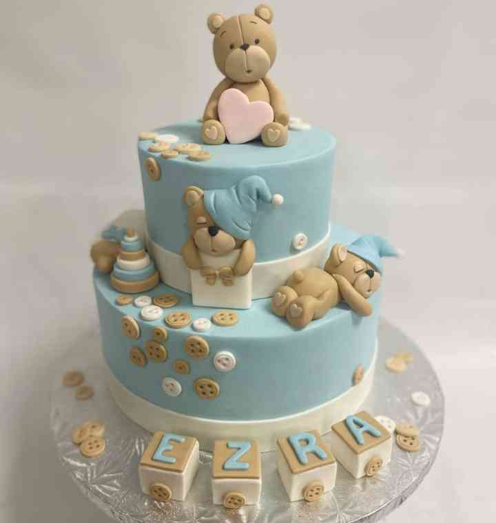 FORDANT TEIR BABY SHOWER CAKE 