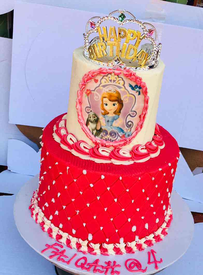 TIER EDIBLE SOFIA CHARACTER CAKE 