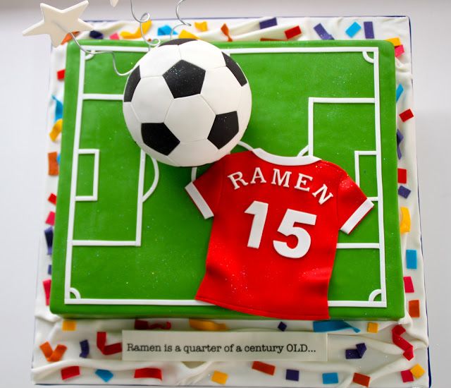 FOOTBALL FIELD CAKE