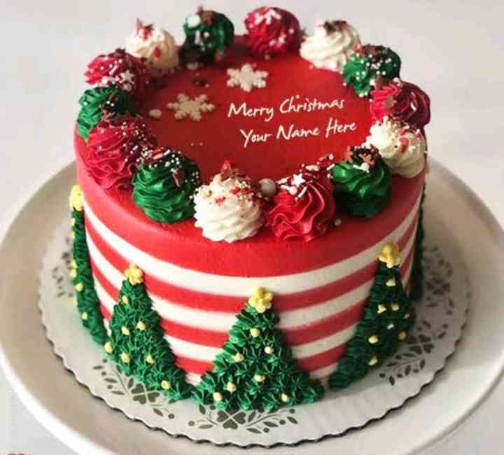 CHRISTMAS YUMMY CAKE 