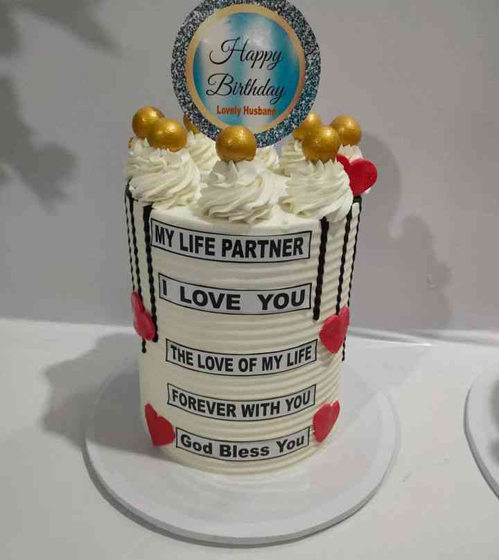 BUTTER ROMANTIC EDIBLE WORDS CAKE